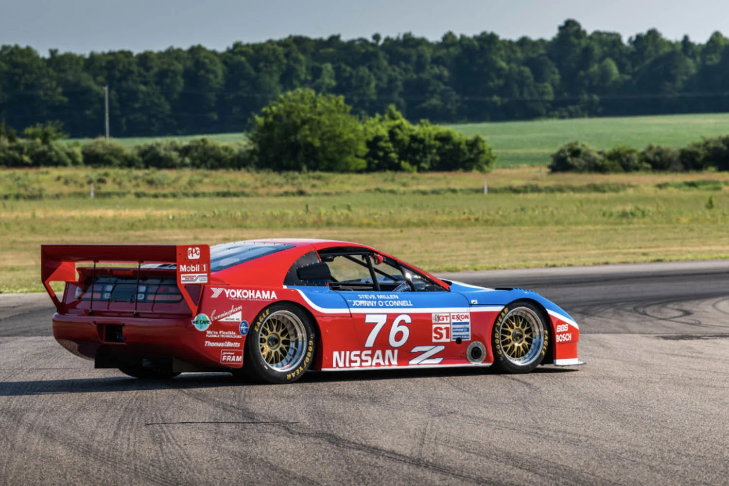 The ultimate 'Z car' — Ecurie